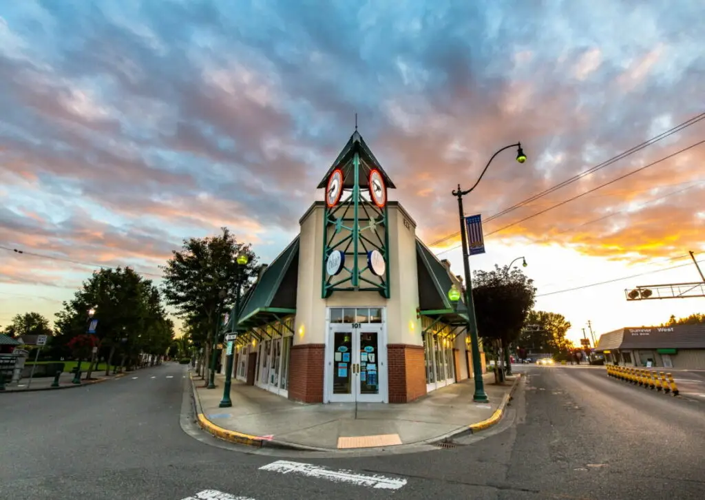 The Rhubarb Pie Capital